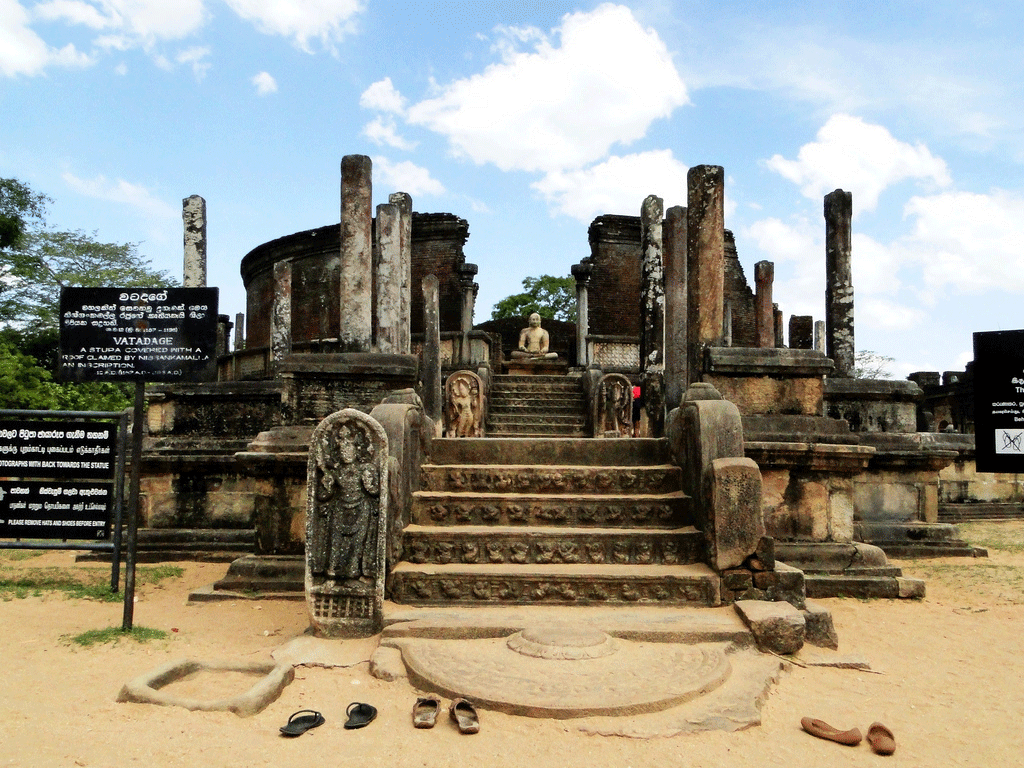 Vatadagaya, Pollonnaruwa, Sri Lanka.